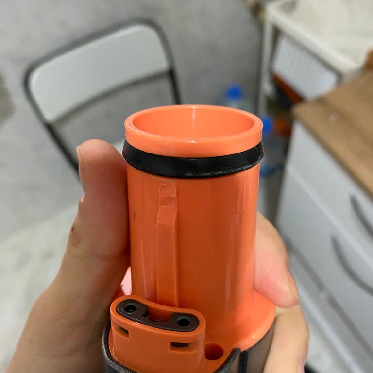 Philips Şarjlı Süpürgenin Bağlantı Borusu Kırıldı, Garanti Kapsamında Onarım Talebi