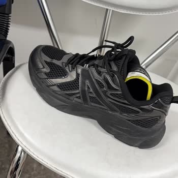 Üç Saatte İç Tabanı Çöken Anta Ayakkabısı, Mağaza Kullanıcı Hatası Diyerek Reddedildi