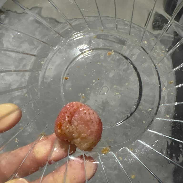 Pol’s Gurme Kuru Çileklerde Yapay Boya Şüphesi Ve Çocuk Sağlığı Endişesi