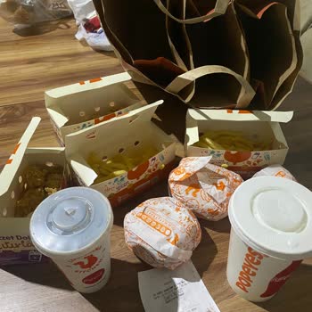 Popeyes Bursa Downtown Siparişinde Burger, Sos Ve Peçete Eksik
