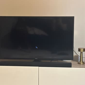 Samsung TV’de D‑Smart Uygulaması Açılmıyor Ve Teknik Destek Bekliyorum