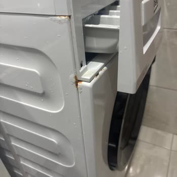 Beko Çamaşır Makinesinin Kısa Sürede Paslanması Ve Servis İlgisizliği
