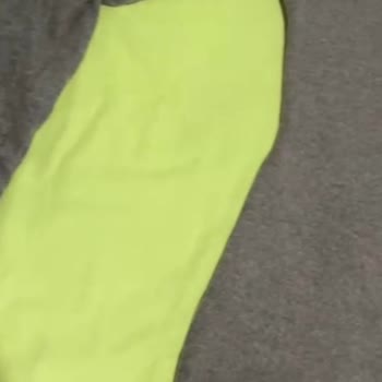 Görseldeki Ürünle Uyuşmayan Elbise Ve Yanıtsız İade Talebi