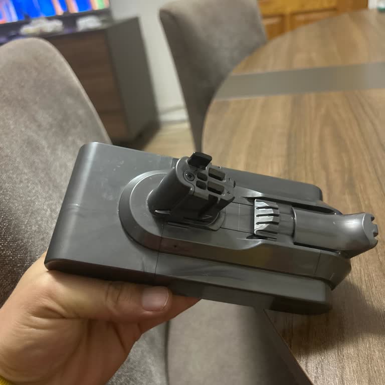 Dyson V15 Süpürge Batarya Arızası Ve Stok Sorunu