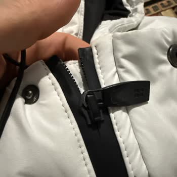 Avva Montumdaki Dikiş Ve Fermuar Arızası Kullanıcı Hatası Olarak Reddedildi