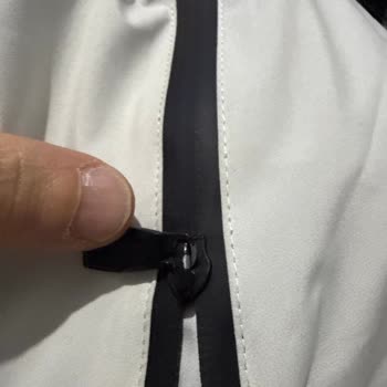 Avva Montumdaki Dikiş Ve Fermuar Arızası Kullanıcı Hatası Olarak Reddedildi