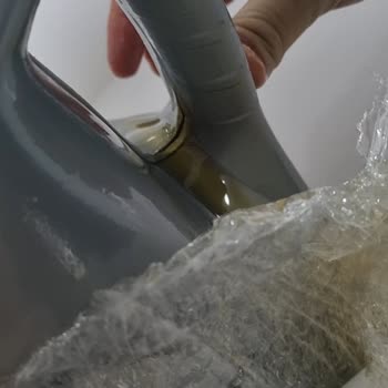 Mobil 1 Motor Yağı Sapında Çatlak Ve Sızıntı: Hasarsız Ürün Değişimi Talebi