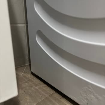 Bosch Çamaşır Makinesinde Sağ Taraf Paslanması Garanti Kapsamında Değerlendirilmedi