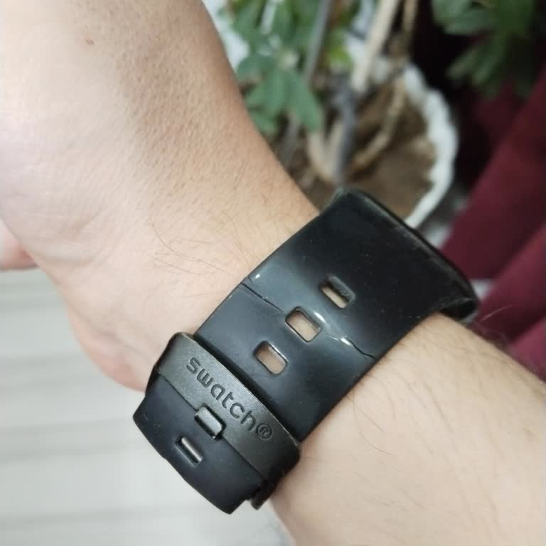 Swatch Saat Kordonu Stokta Yok, Müşteri Mağdur