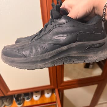 Skechers Deri Ayakkabıda Kısa Sürede Göçük Ve Çökme Çözüm Talebi
