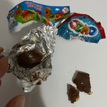Şölen Sürpriz Yumurtasında Kurtlan Keşfi