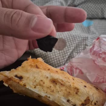 Migros Yemek’te Zurna Dürümde Plastik Eldiven Parçası Ve İade Talebi