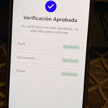 Cuenta 1Win bloqueada con saldo sin aviso, solicito solución inmediata