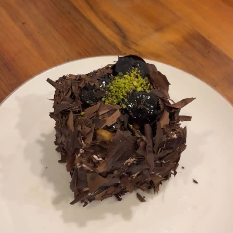 Mila Şubesinde Pastada Yumurta Kabuğu Bulunması Ve İade Talebi