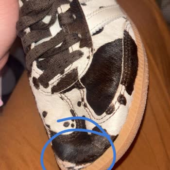 Adidas Ayakkabısının Hızlı Açılması Ve İade Reddi