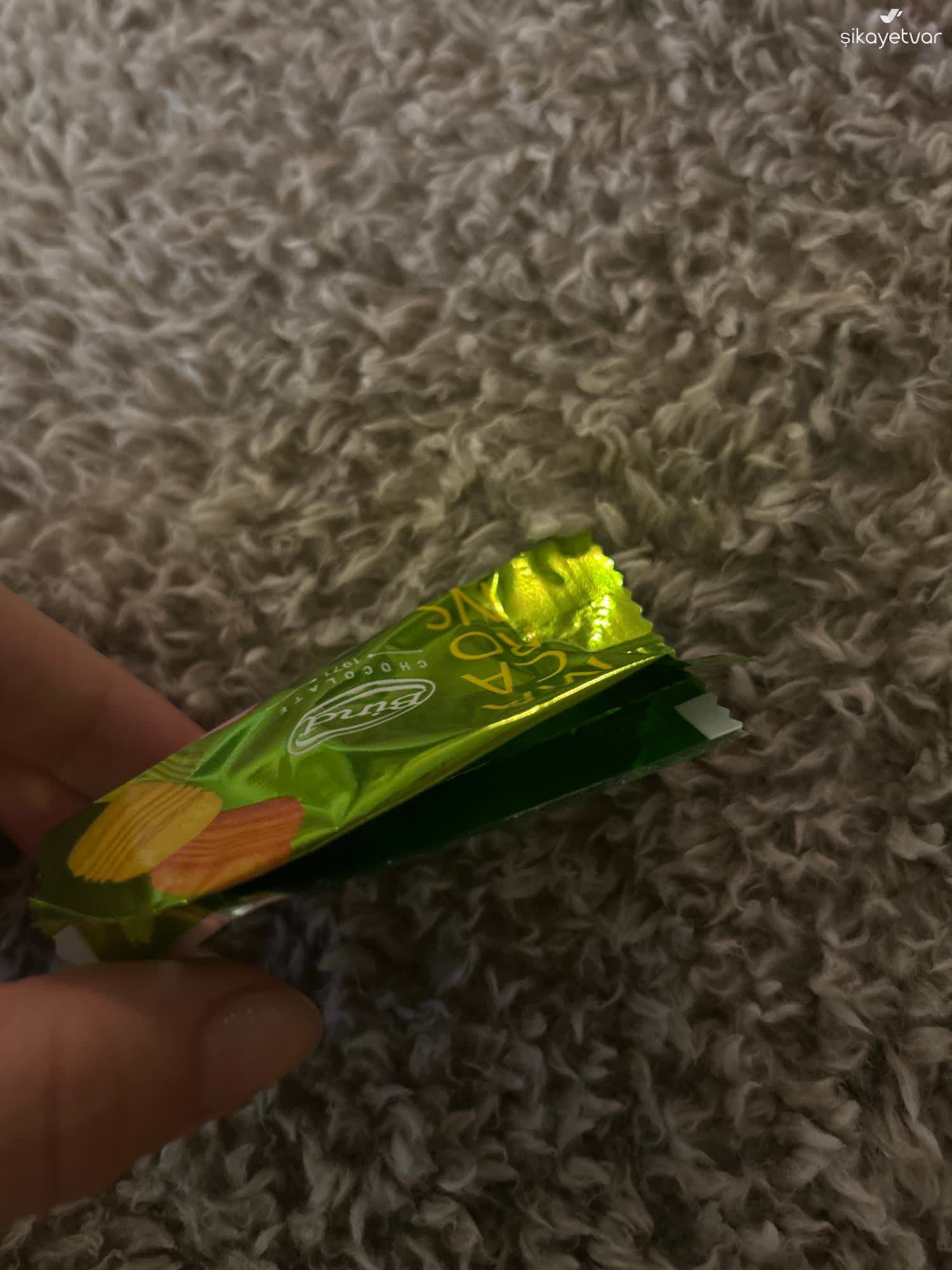 Migros Bind Macaron Şeklinde Dolu Çikolata Paketi Boş Parça Gördüm