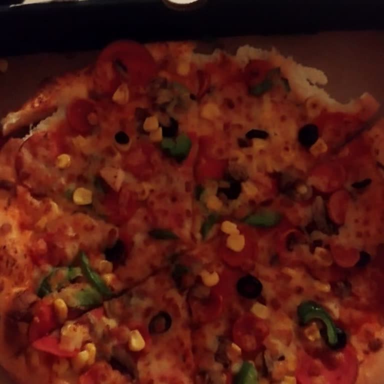 Geç Gelen Ve Hijyenik Olmayan Pizza İçin Kupon İadesi Ve Açıklama Talebi