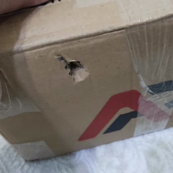 Hasarlı Akü Özensiz Paketleme Ve Satıcı İhmali