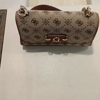 Boyner Ve Guess Ürünün Üretim Hatasını Kabul Etmeyerek Müşteriyi Mağdur Ediyor