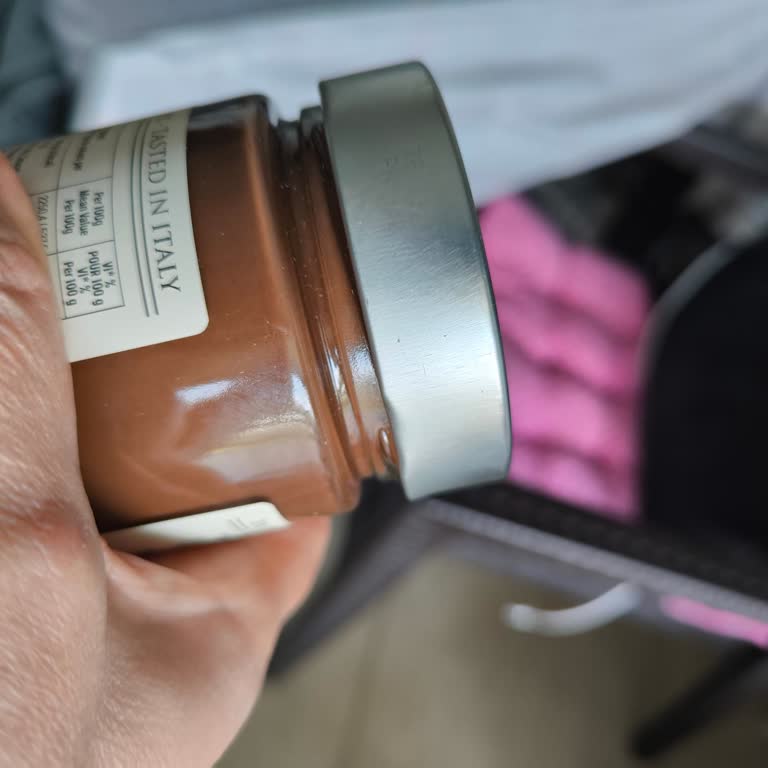 Son Kullanma Tarihi Geçmiş Vegan Krema Ve Tarihsiz Hurma Suyu İçin Tam İade Talebi