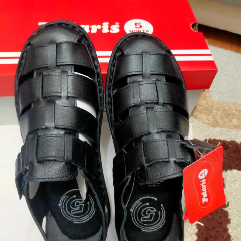 Aşırı Koku Yapan Deri Sandalet İçin İade Reddi