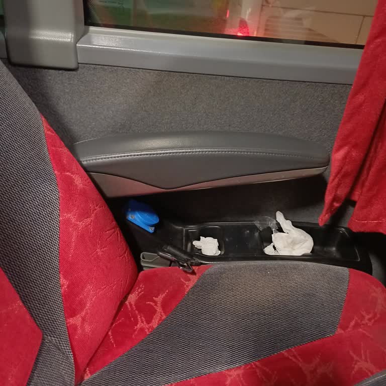 Kirli Ve Bozuk Otobüs, Konforsuz Yolculuk