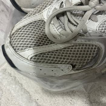 Kısa Sürede Aynı Noktadan Yırtılan Ayakkabılar, Kullanıcı Hatası İddiası Kabul Edilemez