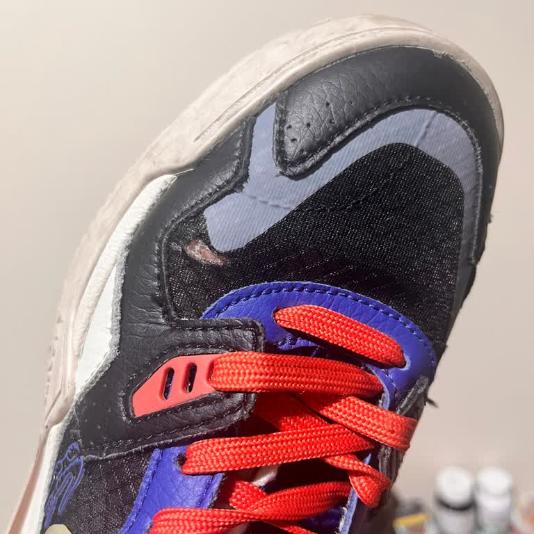 Lacoste Kadın Ayakkabısında Kısa Sürede File Açılması, Mağaza Servisinde Açıklama Yok