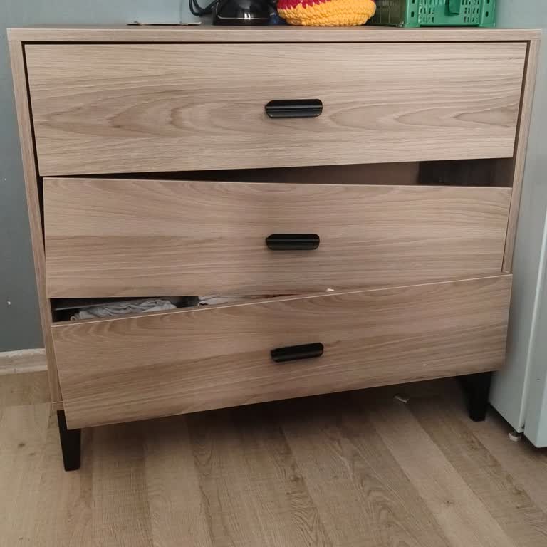 Bir Yıldır Yanıt Alınamayan Şifonyer Sorunu Ve Ücretli Çözüm Teklifi