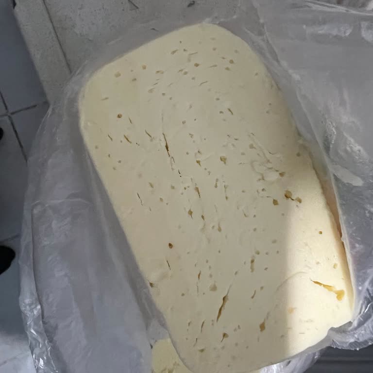 Yemeksepeti Üzerinden Kaşar Peynirinde Bozulma Ve İade Sorunu