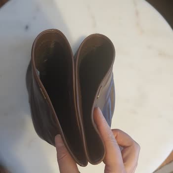 Aynı Numara Olmasına Rağmen Dar Çizme Ve Değişim Talebi