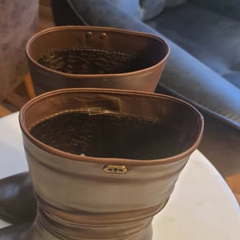 Aynı Numara Olmasına Rağmen Dar Çizme Ve Değişim Talebi