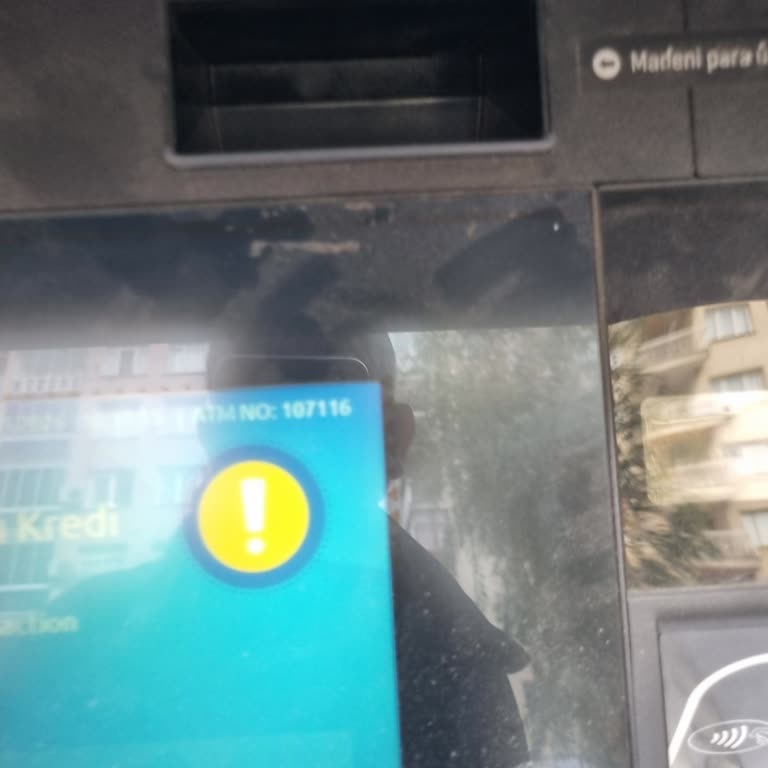 ATM İşlemi Sırasında Personelin Uyarı Yapmadan ATM'i Kapatması
