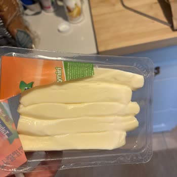 Gaziemir Marketinde Bozuk Ürünler Ve Sağlık Tehlikesi: Tam İade İstiyorum