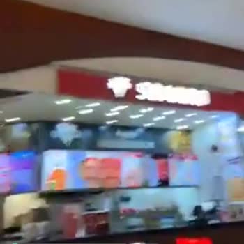 Sbarro Yufkadan Az Malzemeli Pizza