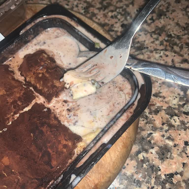 Sinangil Soğuk Baklavasında Saç Bulunması Sağlık Ve Hijyen Tehdidi