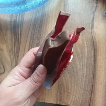 Ülker Dido Çikolatasında Eksik Ürün, Kötü Koku Ve Bozuk Görünüm