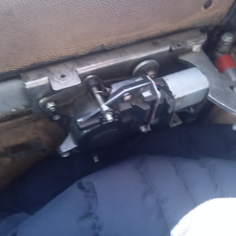 Sezer Turizm'de Sızan Yağmur Suyu Ve Soğuk Koltuklar Yolculuk Konforunu Bozdu