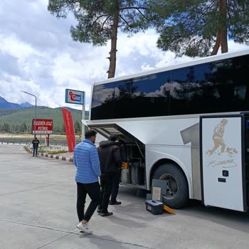 Akdeniz Seyahat’in Antalya-Denizli Seferinde Sürekli Rötar Ve Araç Arızasıyla Mağduriyet