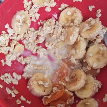 Şok Doğa Yulaf Ezmesi'nde Sert Yabancı Madde Ve Diş Kırılması