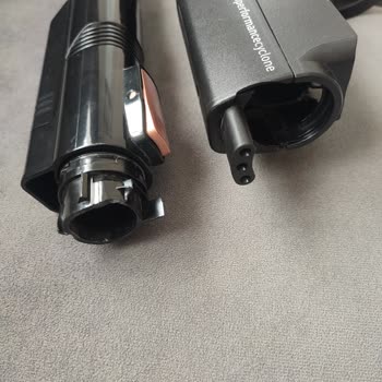 Ücretli Parça Değişiminden Sonra Kısa Sürede Kırılan Süpürge Kafası İçin Ücretsiz Değişim Talebi