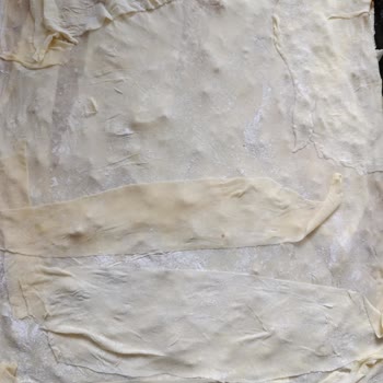 Sinangil Unu Kalitesiz Çıktı, Baklava Ve Börek Parçalanıyor