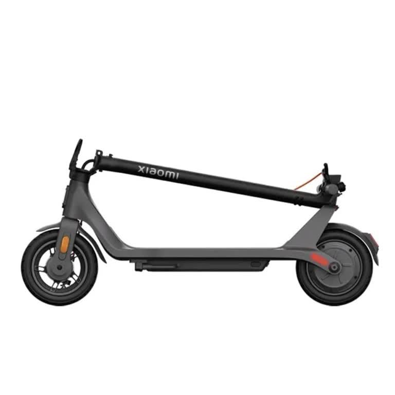 Yoğun Olmayan Saatlerde Scooter Kullanımına Metrobüste İzin Verilmesi Gerekiyor