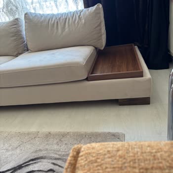 Kimyasal Koku Ve Cevapsız Müşteri Hizmetleri Nedeniyle Oturma Gruplarının İadesi