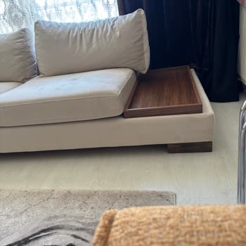 Kimyasal Koku Ve Cevapsız Müşteri Hizmetleri Nedeniyle Oturma Gruplarının İadesi