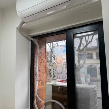 Yanlış Klima Kurulumu Kafeyi Soğuk Bırakıyor Ve Görünümünü Bozuyor