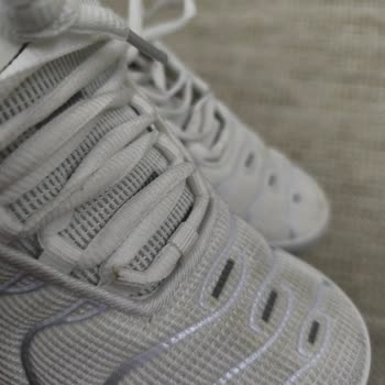 Defolu Ayakkabı Ve Beğenilmeyen Çanta İade Reddi Ve Fatura Usulsüzlüğü