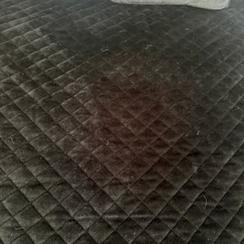 Kısa Sürede Tiftiklenen Yatak Örtüsünde Kalite Sorunu Ve Mağaza İhmali