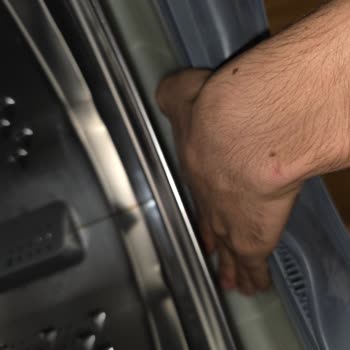 Defolu Çamaşır Makinesi İçin Hızlı Değişim Talebi