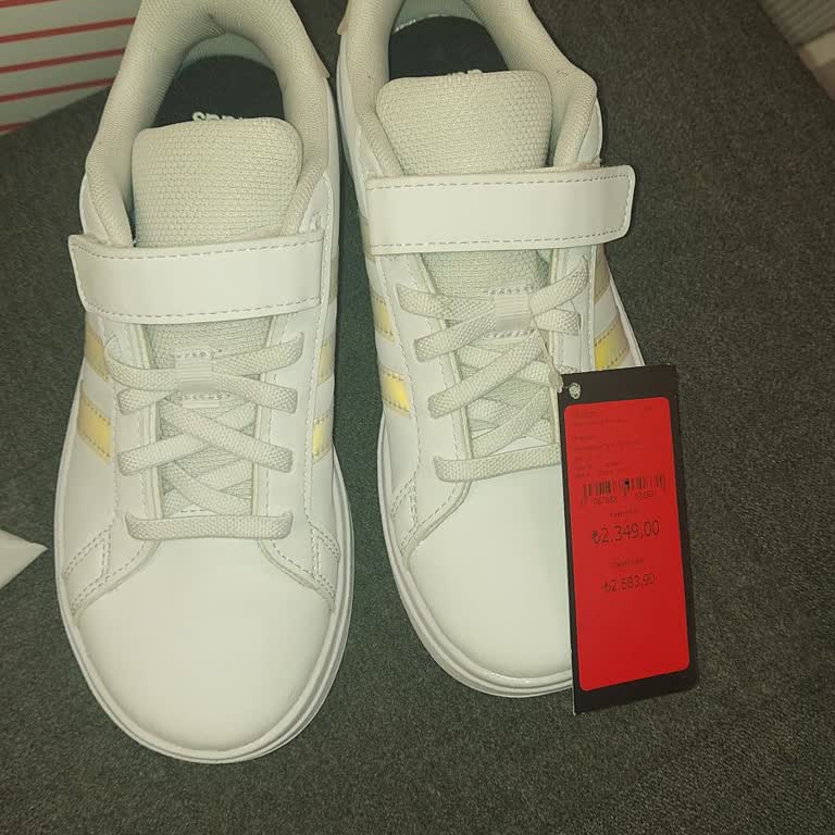 Ayakkabı Dünyası'nda Defolu Çocuk Ayakkabısının İade Ve Değişim Talebim Reddedildi